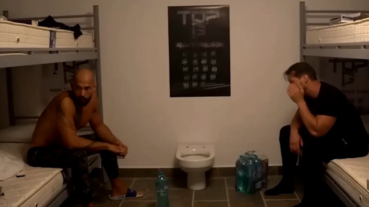 Frații Andrew și Tristan Tate s-au ÎNTORS în celulă: „Este uimitor cât de mult timp am rezistat în închisoare”