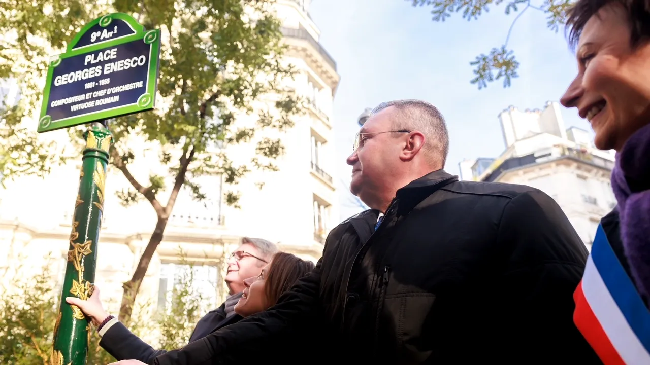 FOTO | Premierul Nicolae Ciucă, la inaugurarea Pieței George Enescu din Paris: „Mândru și emoționat. Acest gest de recunoaștere confirmă prietenia româno-franceză”