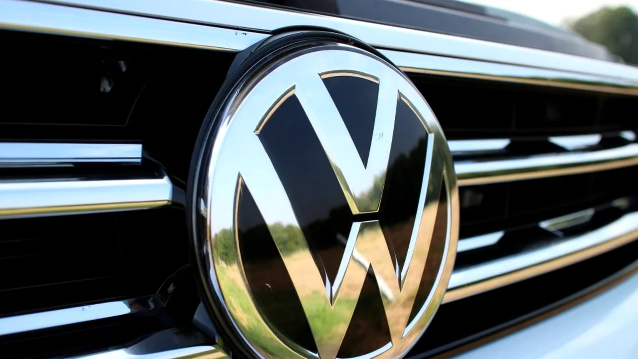 Volkswagen reintroduce butoanele fizice înlocuite de ecrane tactile la modelele sale noi