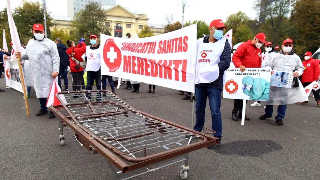 Ziua protestelor! Cadrele medicale ies în stradă la Parlament și la Guvern. Ce revendicări au!