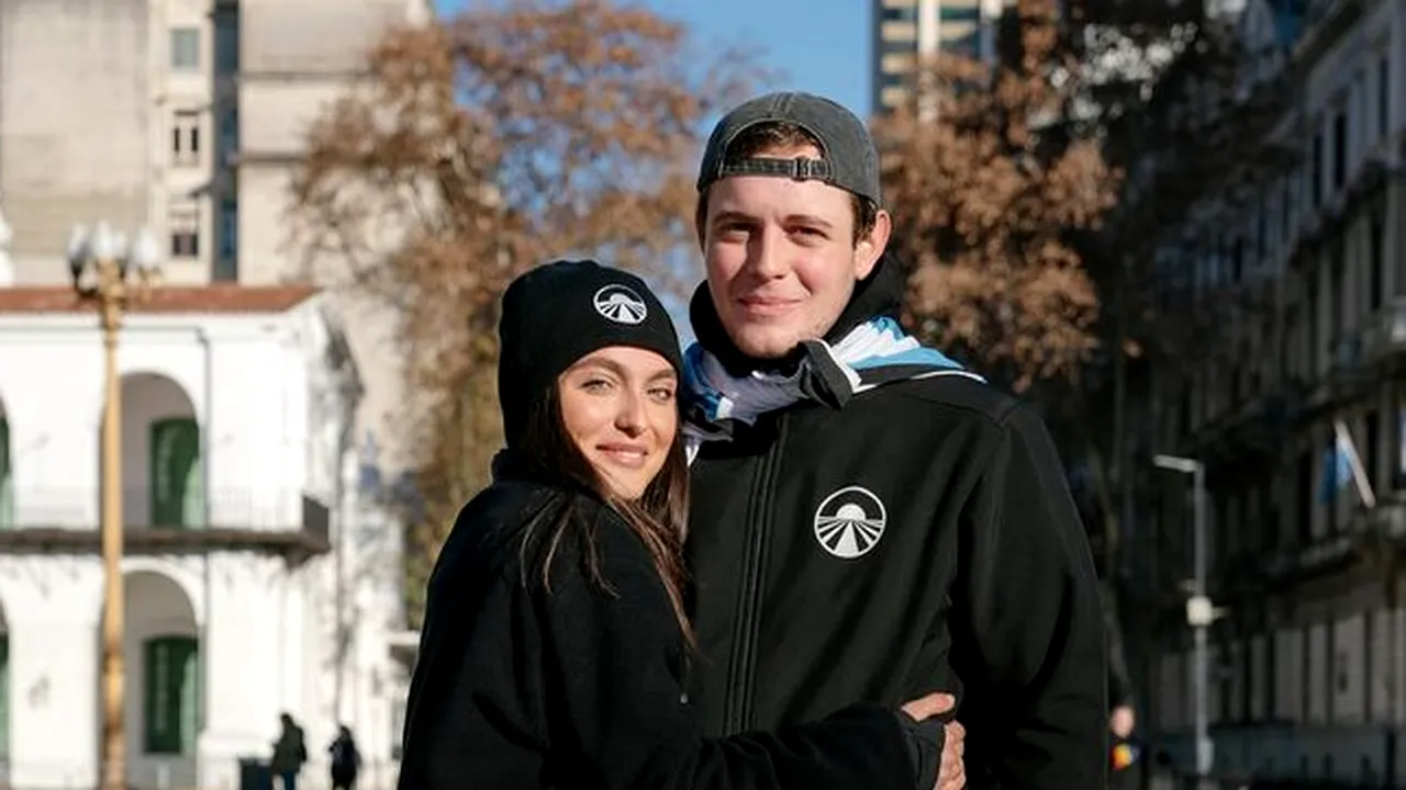 Ce relație are Aris Eram cu sora lui, Alexia. ”Noi ne cam ciondănim dacă stăm mai mult timp împreună”