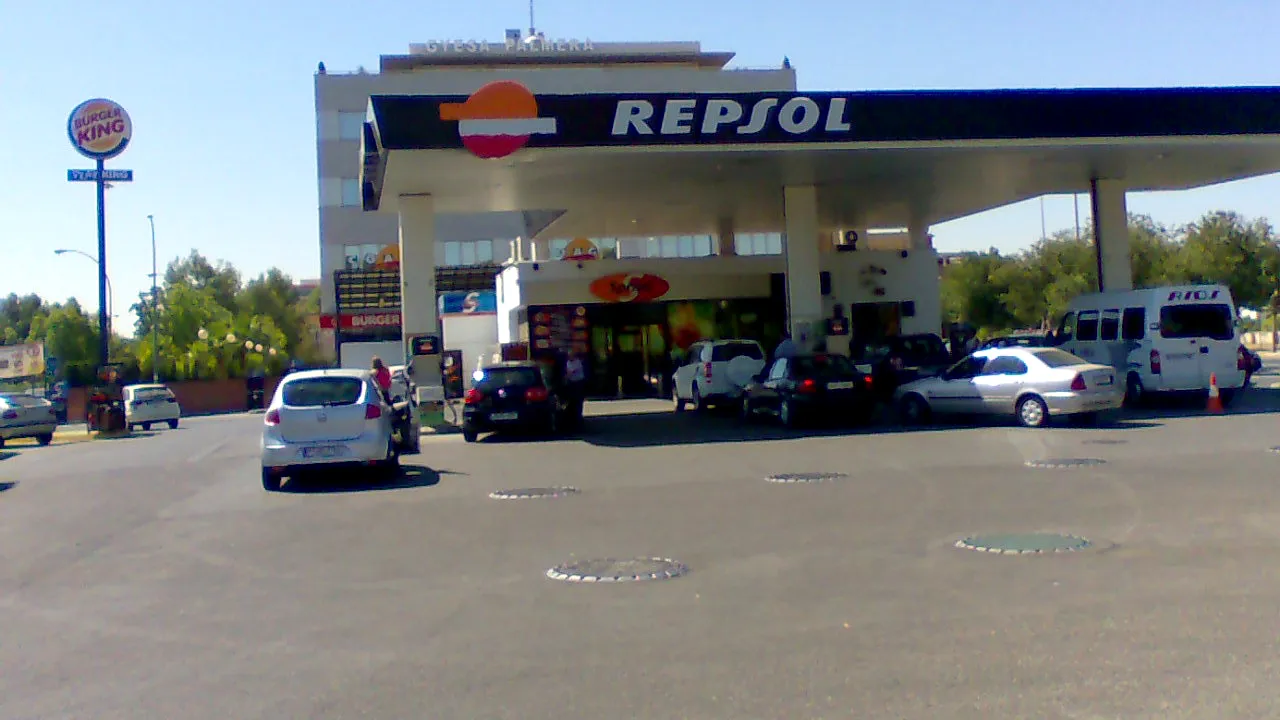Repsol va primi 5 miliarde de dolari de la Argentina pentru naționalizarea companiei YPF
