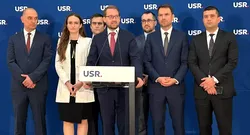 Culmea ipocriziei. USR, partidul care și-a trădat și executat liderii în repetate rânduri, spune că nu poate susține un guvern care „se naște din trădare”