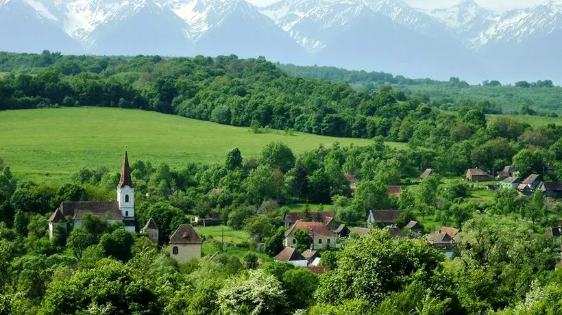 Satul din România în care o casă costă cât un salariu mediu. FOTO