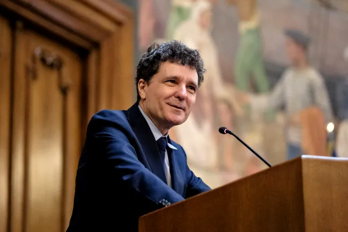 Nicușor Dan, din Armenia Mulțumesc prietenilor europeni pentru participarea la discuția despre dezinformare și amenințǎri hibride