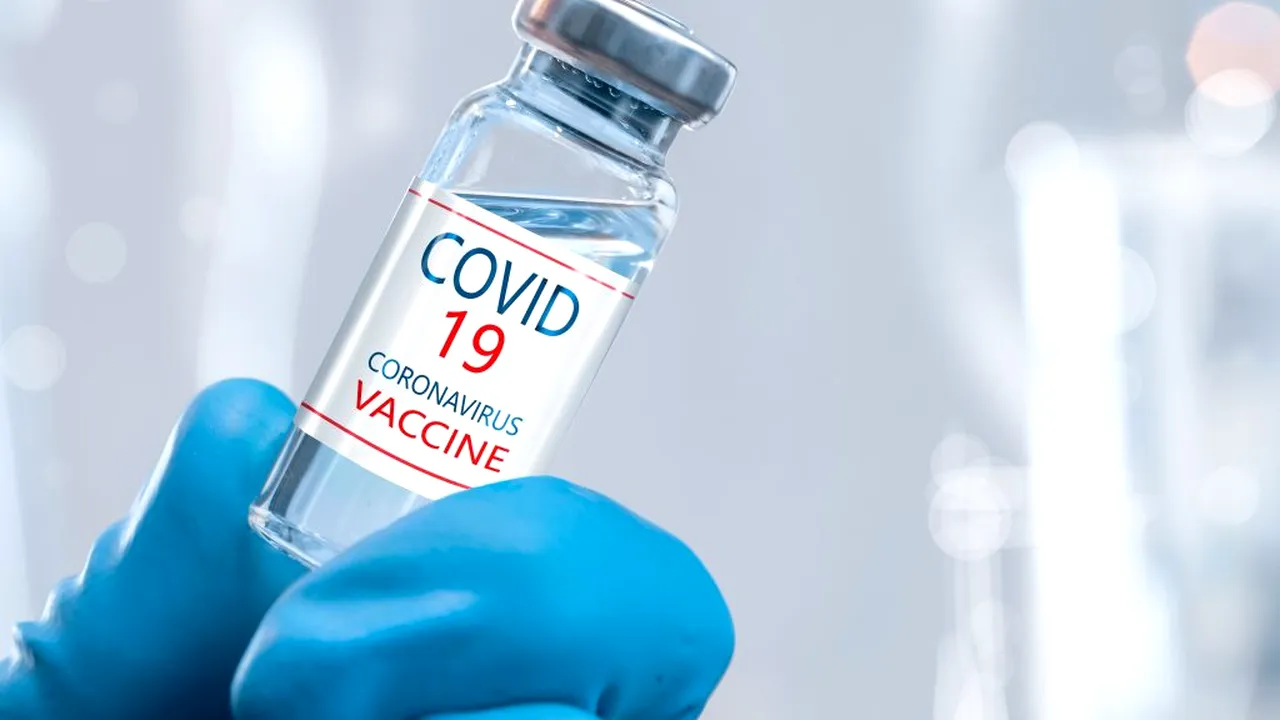 Vladimir Putin anunță că Rusia a aprobat primul vaccin împotriva COVID-19