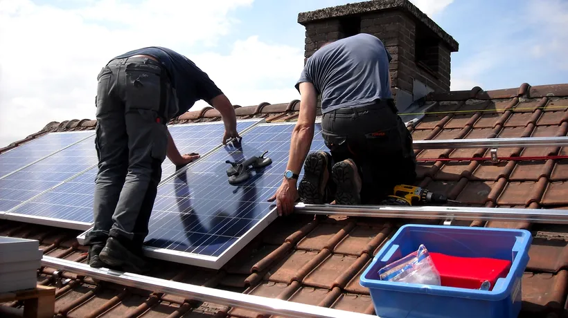 Panouri solare: Cum poți face ca fotovoltaicele tale să țină 50 de ani, în loc de 25