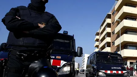 Poliția spaniolă a destructurat o rețea de proxeneți 