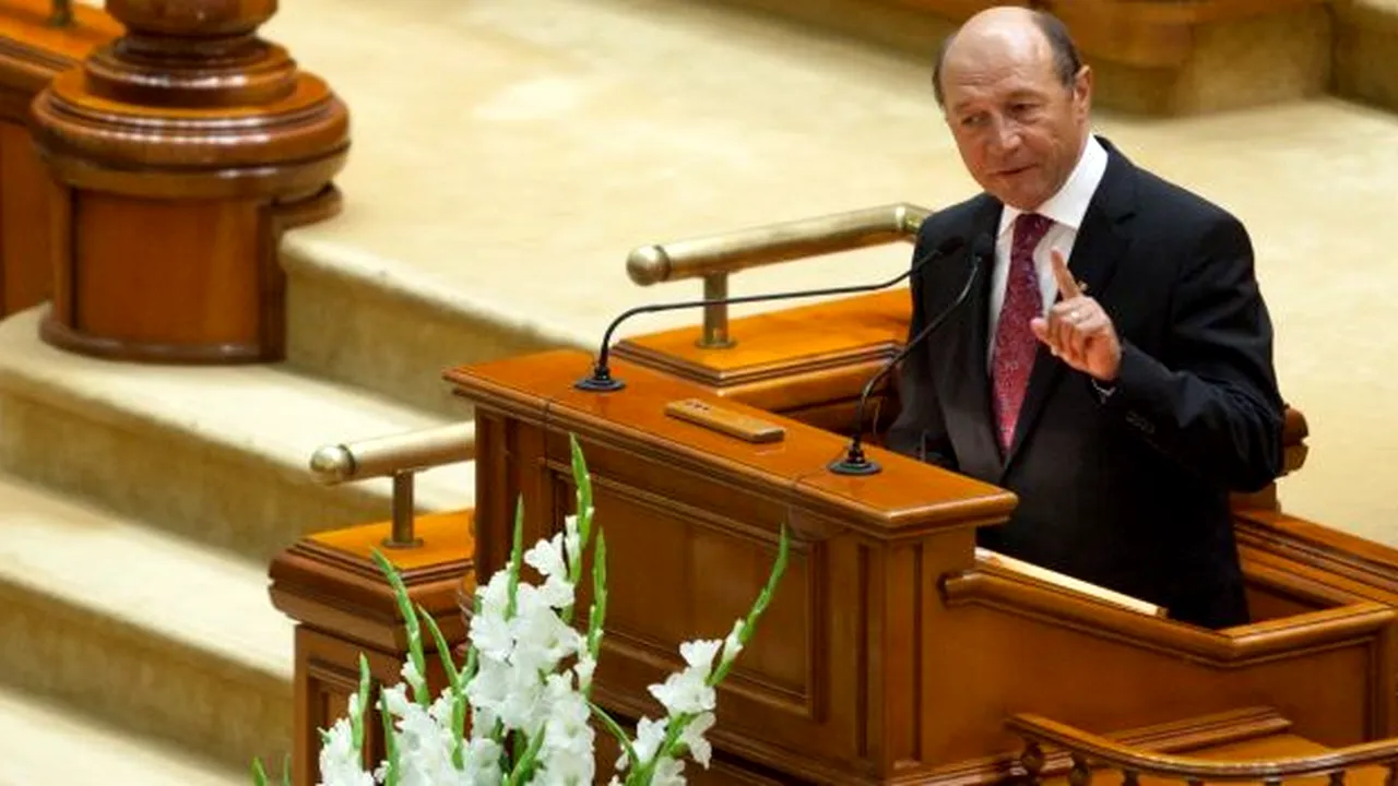 Decizia CCR care îl poate SALVA pe Băsescu: președintele, demis doar dacă la referendum vin 9.150.298 de români. Guvernul Ponta: hotărârea Curții nu se aplică