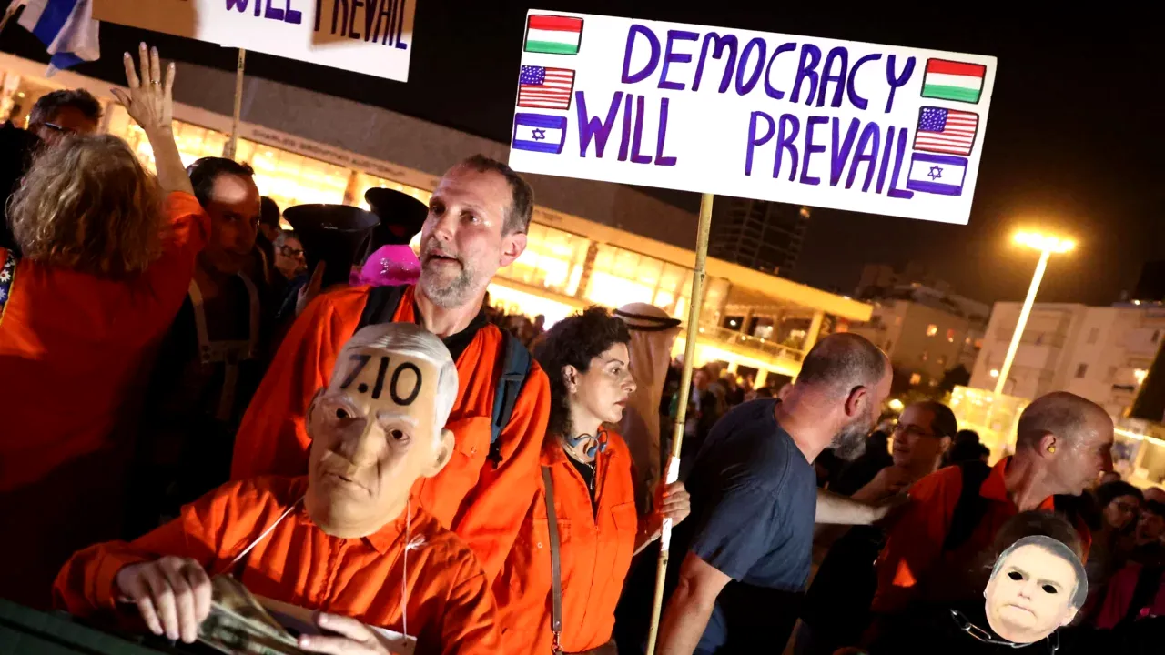 Mii de protestatari la Tel Aviv împotriva guvernului Netanyahu