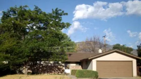 Săracul bogat. Trăia ca un pustnic, dar avea stivă de lingouri de aur în garaj