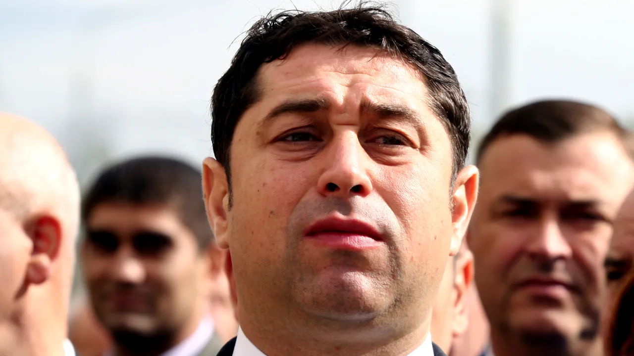 Fostul ministru Cristian David, trimis în judecată pentu luare de mită