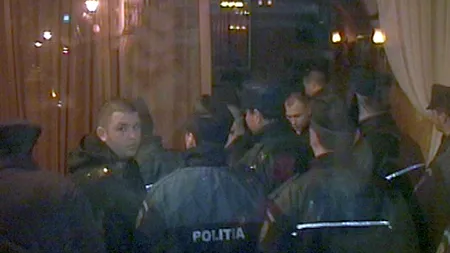 Dâmbovița: Patru persoane, rănite în urma unui conflict cu săbii, furci și topoare