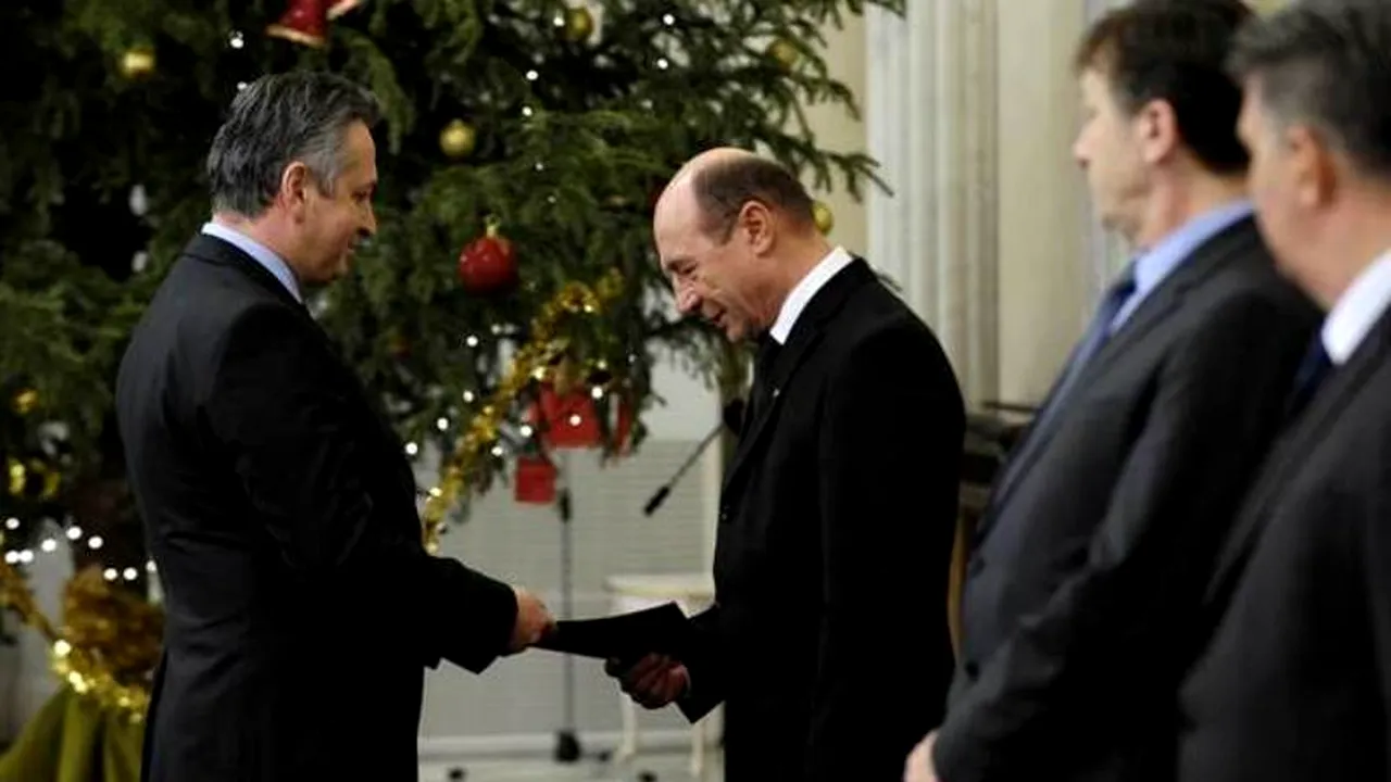 Băsescu: 