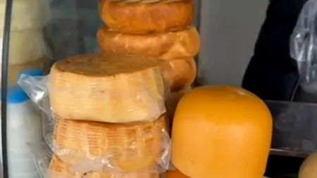 „Aurul alb” din Sibiu riscă să dispară: ciobanii se luptă cu prețurile și indiferența