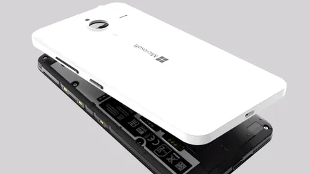 Microsoft a publicat primele clipuri video în care oferă suport tehnic pentru noul smartphone Lumia 640 XL