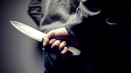 Bărbatul din Oradea care și-a înjunghiat mama a fost arestat preventiv. Câți ani de închisoare riscă agresorul