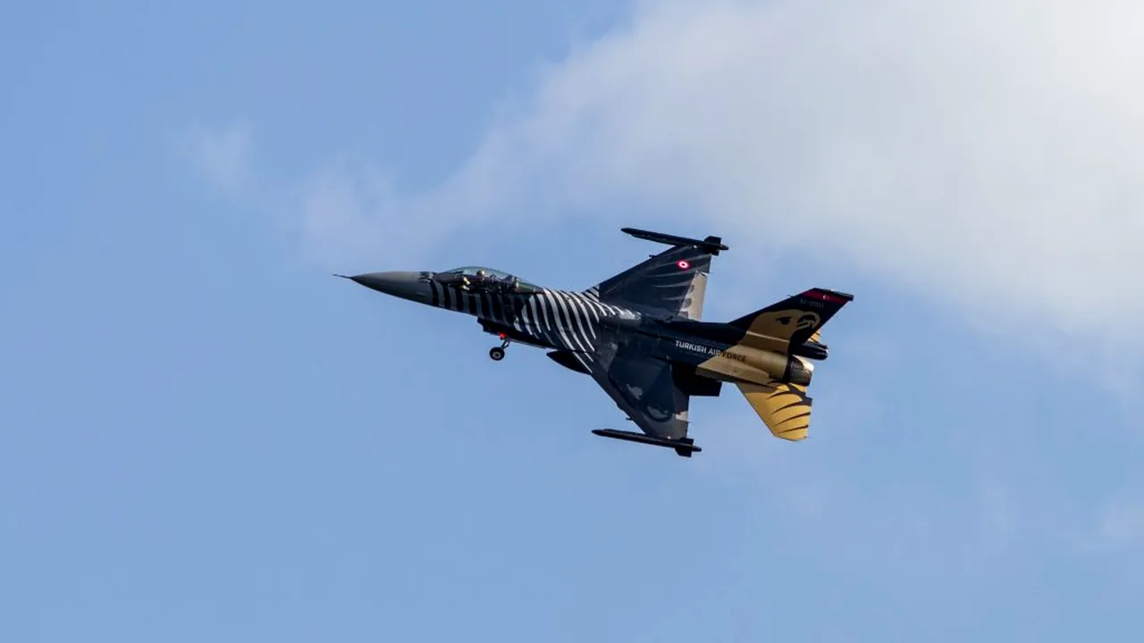 TENSIUNI. China critică SUA după ce o aeronavă militară americană a intrat în spațiul aerian al Taiwanului