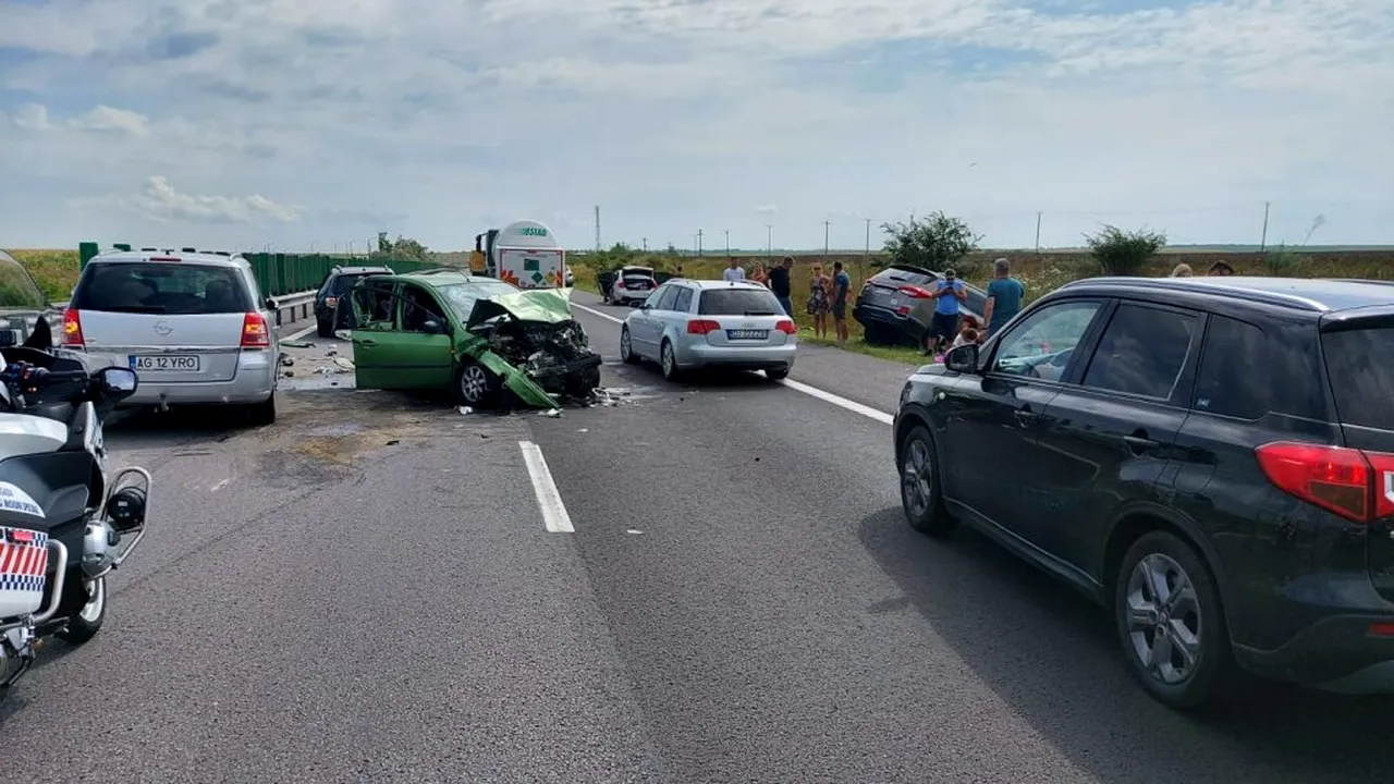 Un nou accident în lanț pe Autostrada Soarelui! Cinci mașini au fost implicate în carambol