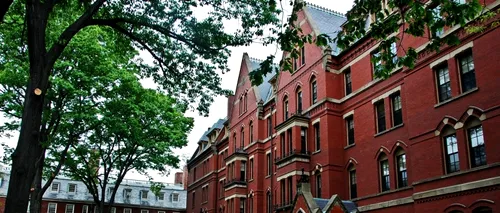 Universitatea Harvard a primit o donație record din partea unei familii din Hong Kong