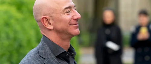 Jeff Bezos, dat în judecată de o fostă menajeră. Femeia pretinde că a fost forțată să iasă pe geam ca să ajungă la toaletă