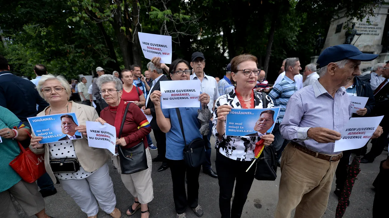 Cât ne costă ultima țâfnă cu suspendarea președintelui