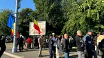 Protestul oierilor continuă în Piața Victoriei. Cum arată acum scena luptelor de ieri. Ciobanii, după o noapte sub cerul liber: ”Rămânem până se rezolvă”