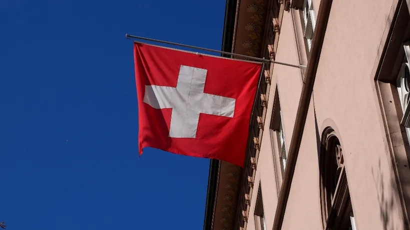 Banca Națională a Elveției menține ratele negative ale dobânzii de referință