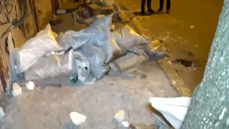 Încă o mașină a fost confiscată în sectorul lui Piedone, pentru depozitare ilegală de deșeuri!