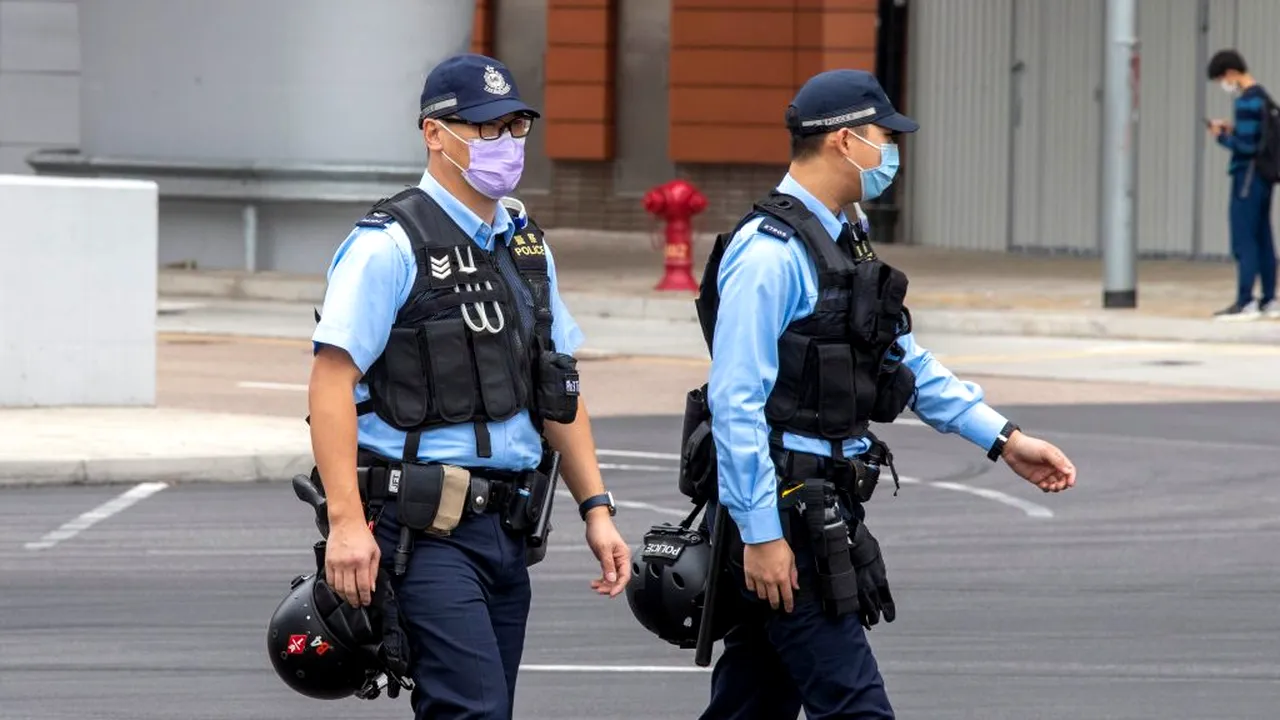 CHINEZ CONDAMNAT LA MOARTE. Tânărul a ucis doi polițiști la un filtru împotriva coronavirusului