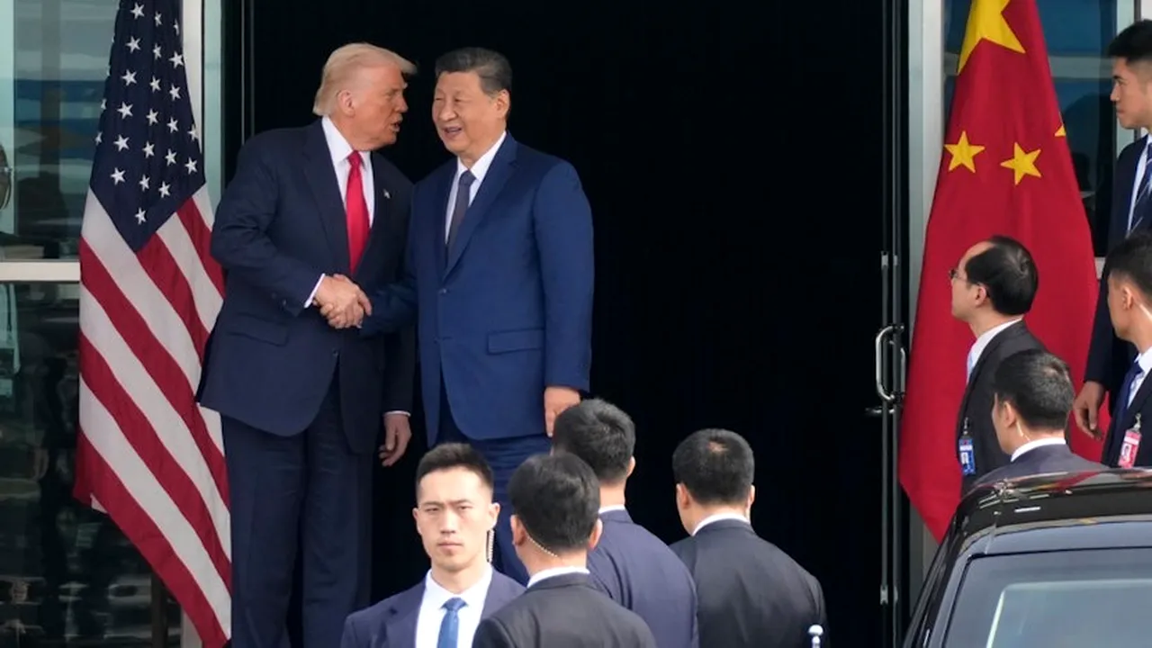 Extrădare rară între SUA și China: un suspect de trafic de droguri, trimis la Beijing după ani de blocaj