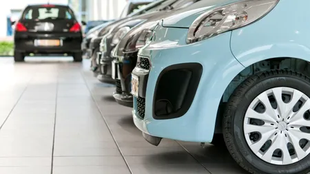 Stellantis şi Renault se tem să concureze cu producătorii AUTO chinezi pe segmentul mini. Ce au solicitat Comisiei Europene