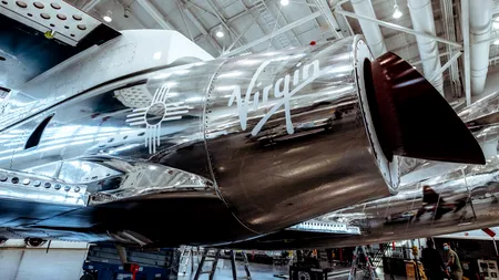 Virgin Galactic a primit aprobarea autorităţilor americane pentru a lua turişti în spaţiu