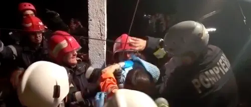 Unul dintre pompierii care au scos din puț copilul de 2 ani, poveste emoționantă a momentului în care băiețelul a ajuns în brațele salvatorilor