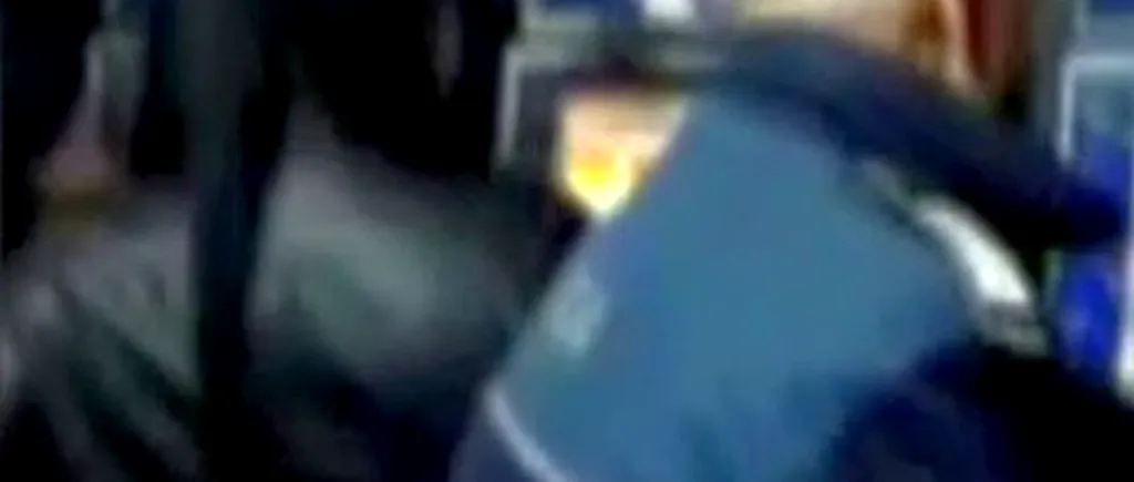 VIDEO: Cum a fost surprins un polițist din Craiova, la ora 5 dimineața