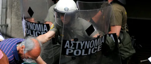 Grecia, zguduită de proteste violente! Ciocniri între manifestanți și polițiști la Atena (VIDEO)
