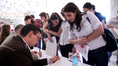 Câte locuri de muncă vacante au existat în 2012. În ce domeniu s-au înregistrat cele mai multe