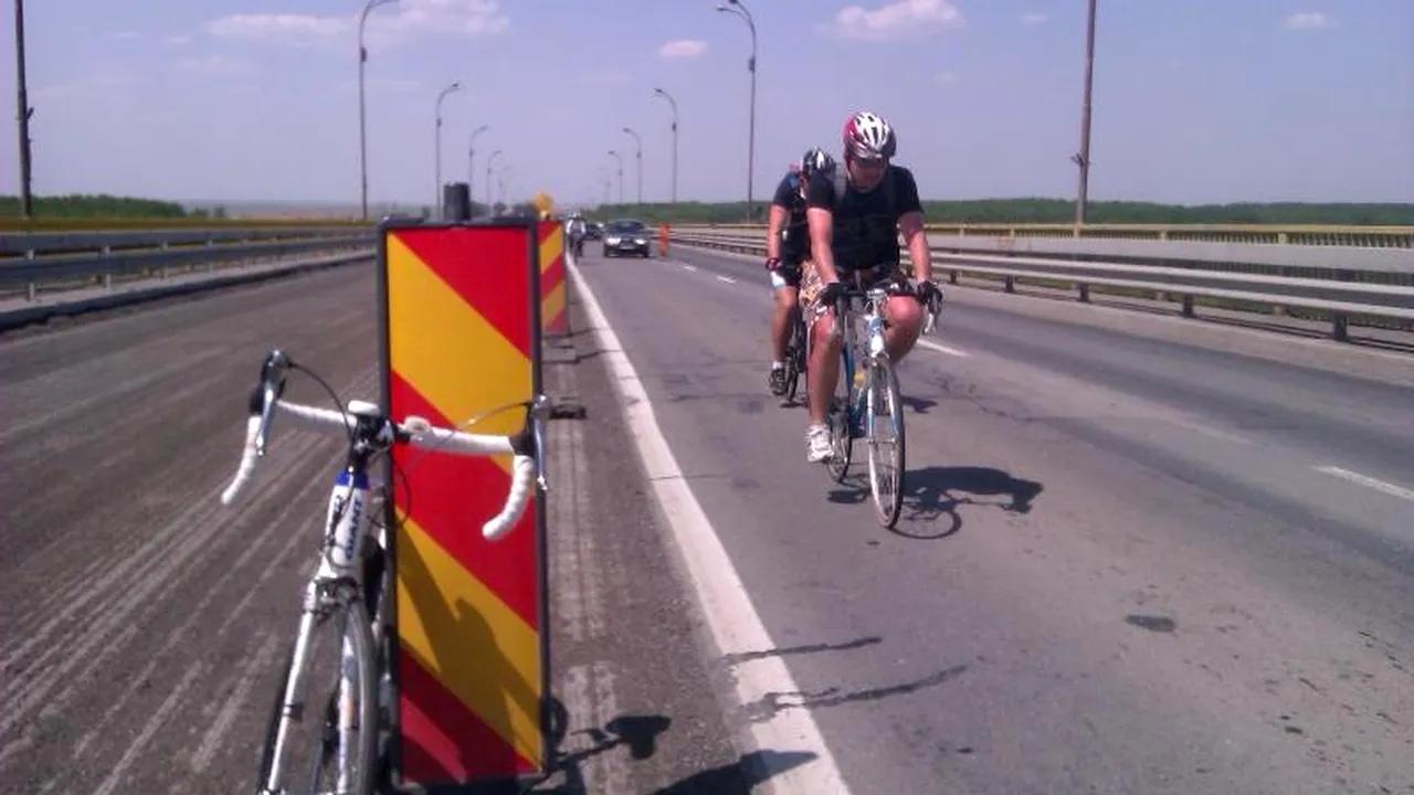 150 de oameni au plecat cu bicicletele la mare, în velo-expediția 