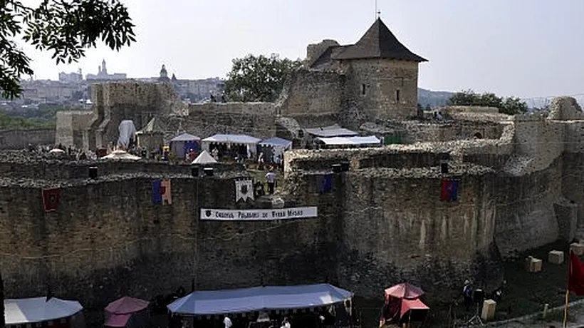 Cetatea de Scaun a Sucevei poate fi vizitată integral, după ce s-au găsit soluții pentru pază