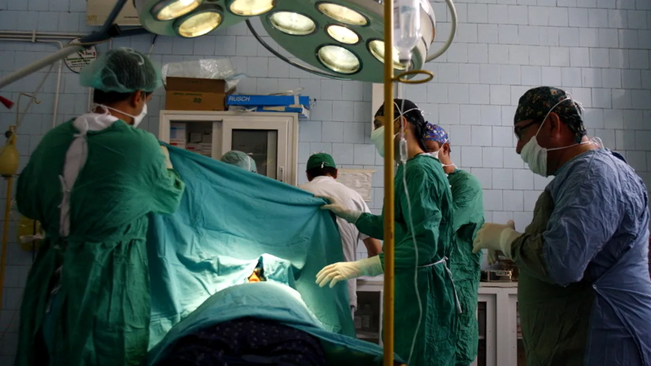 Medicul estetician al vedetelor, Abu Bakr Kasem Mohd Jamil Naser, cercetat în libertate pentru evaziune fiscală