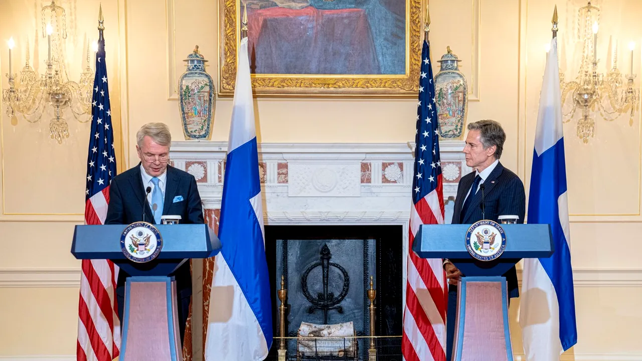 Blinken: Ucraina spune că nu va folosi armele americane pentru a lovi în Rusia