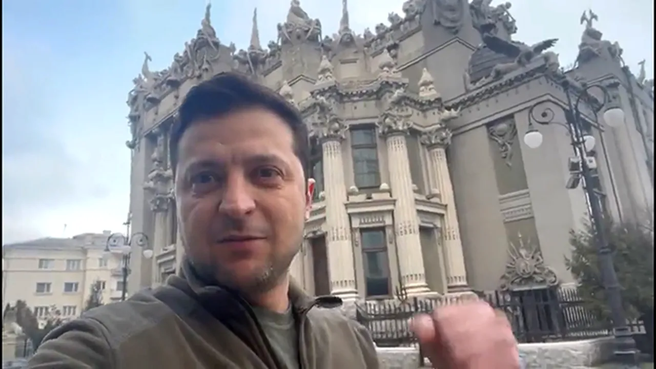 VIDEO | Volodimir Zelenski neagă zvonurile conform cărora a cerut armatei să se predea Rusiei: „Nu vom depune armele”