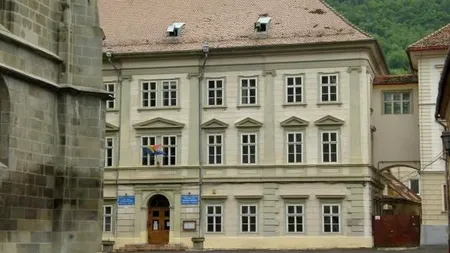 Doi elevi, la spital după ce s-au bătut într-un liceu din Brașov