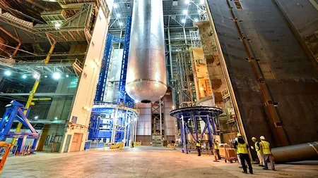 NASA testează cea mai puternică rachetă construită vreodată! Space Launch System și noul plan de aselenizare al americanilor