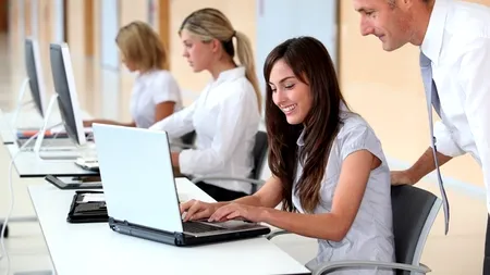 Sondaj BestJobs: Peste jumătate din angajați vor să ceară o mărire salarială până la finalul anului