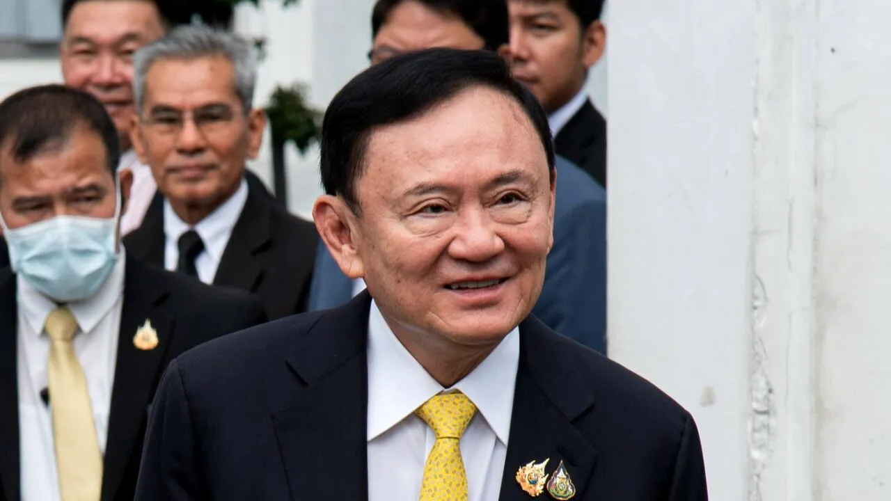 Un fost prim-ministru al Thailandei a fost condamnat la ÎNCHISOARE. Ce acuzații i se aduc