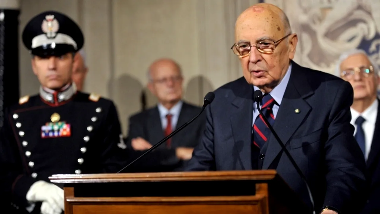 Președintele Italiei a dizolvat Parlamentul