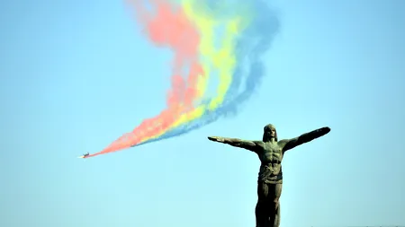 Ziua Aviației 2019. Leș: Forțele Aeriene au un trecut măreț, dar și un prezent demn de laudă. Dăncilă: Țara noastră a scris istorie în aeronautica mondială