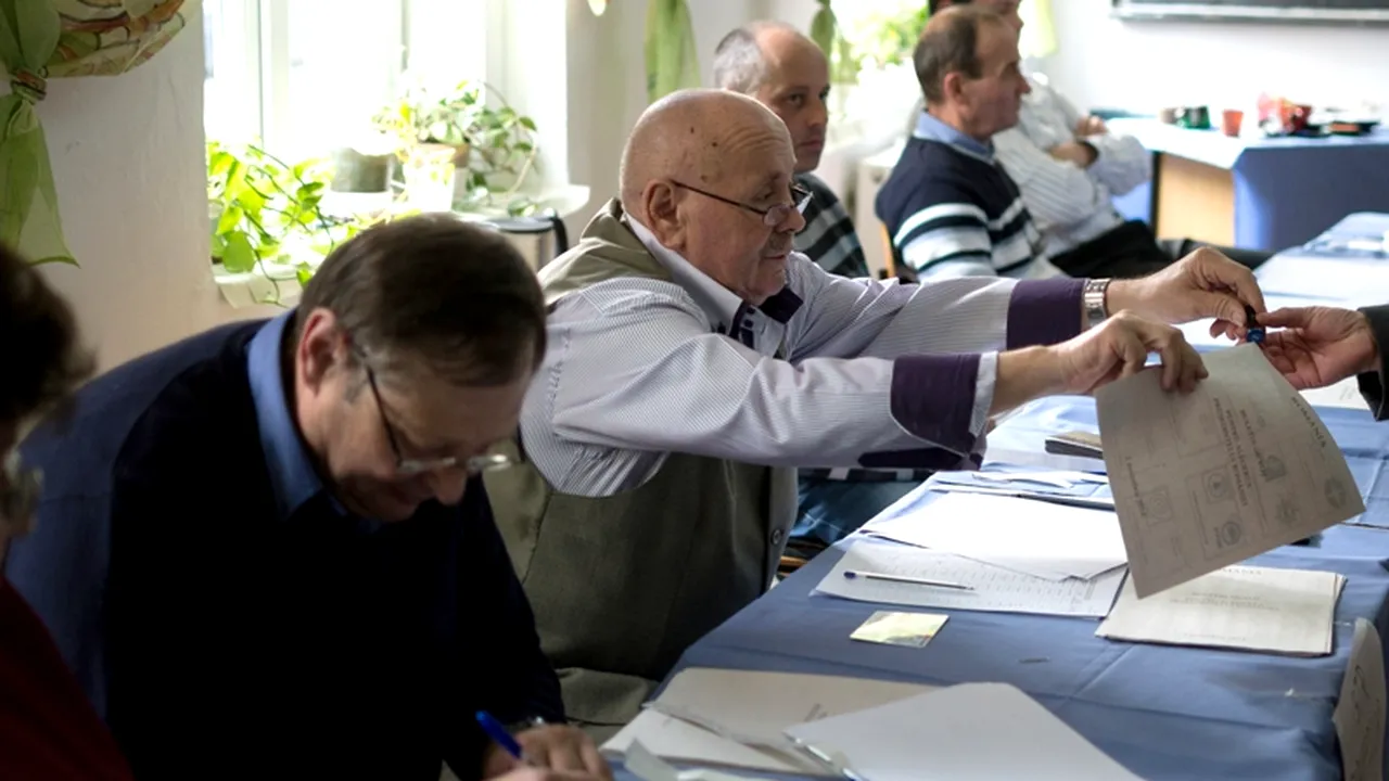 CORECTITUDINEA ALEGERILOR PREZIDENȚIALE este asigurată de oameni plătiți mai prost decât gunoierii. Cât câștigă un membru într-o comisie electorală