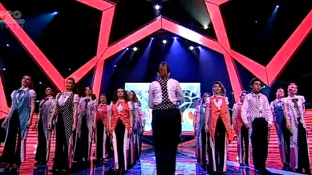 FINALA ROMÂNII AU TALENT, SEZONUL 3. Corul Fiat Lux a spart gheața în FINALA SEZONULUI 3 - VIDEO